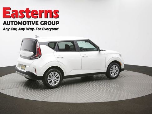 Used 2025 Kia Soul LX FWD image 42
