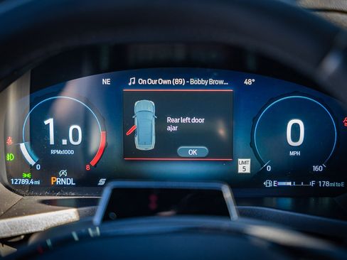 Certified 2025 Ford Explorer Platinum w/ Ultimate Package image 29