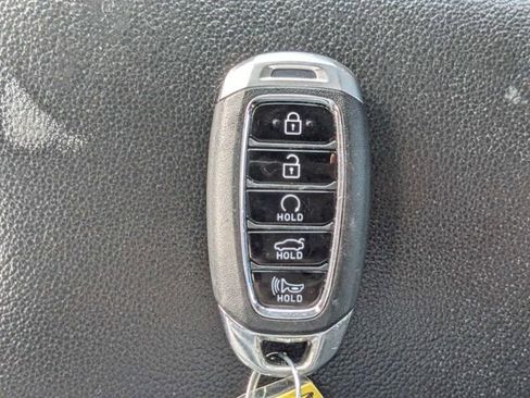 Used 2022 Hyundai Elantra SEL w/ Cargo Package FWD image 30