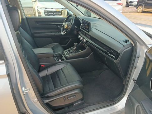 Used 2025 Honda CR-V EX-L image 8
