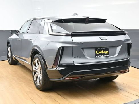 Used 2024 Cadillac Lyriq Tech RWD image 7