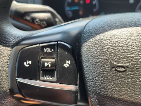 Used 2022 Ford Transit 350 DRW RWD image 21