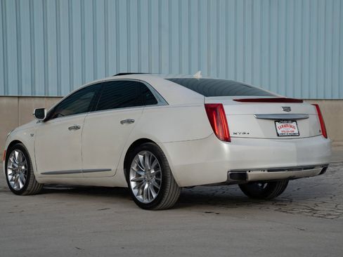 Used 2013 Cadillac XTS Platinum w/ Driver Assist Package image 15