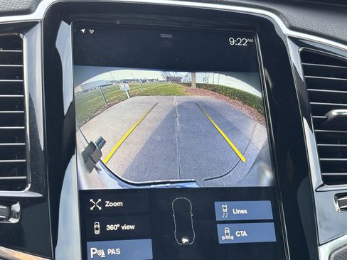 Used 2021 Volvo XC90 T6 Momentum w/ Advanced Package image 26