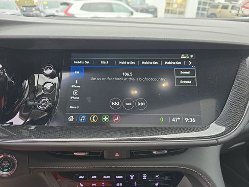 Used 2023 Buick Envision Essence w/ Sport Touring Package AWD/4WD image 29