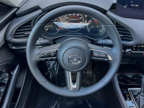 Used 2025 MAZDA MAZDA3 s image 14