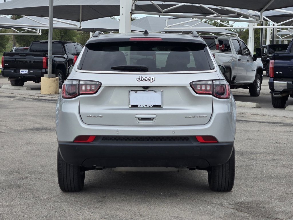Used 2025 Jeep Compass Limited AWD/4WD image 6