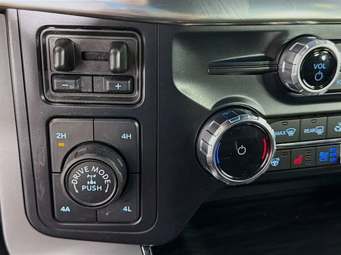Used 2024 Ford F150 Lariat w/ FX4 Off-Road Package AWD/4WD image 22