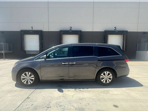 Used 2014 Honda Odyssey EX image 2