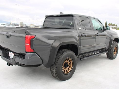 Used 2025 Toyota Tacoma SR5 image 3