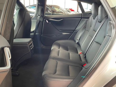 Used 2020 Tesla Model S Long Range Plus image 15
