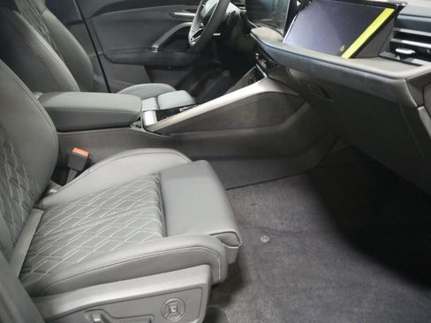 New 2026 Audi SQ5 Premium Plus image 26