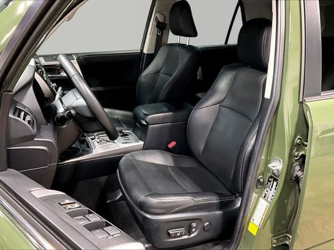 Certified 2022 Toyota 4Runner Limited AWD/4WD image 8