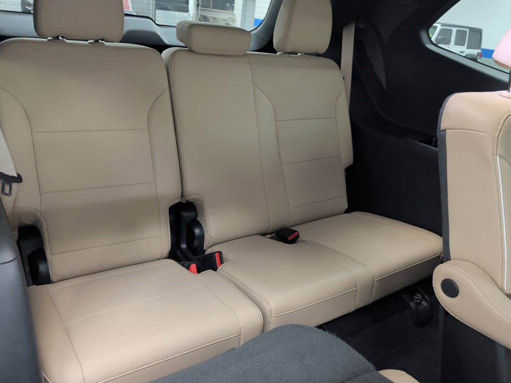 Used 2026 Buick Enclave Preferred FWD image 34
