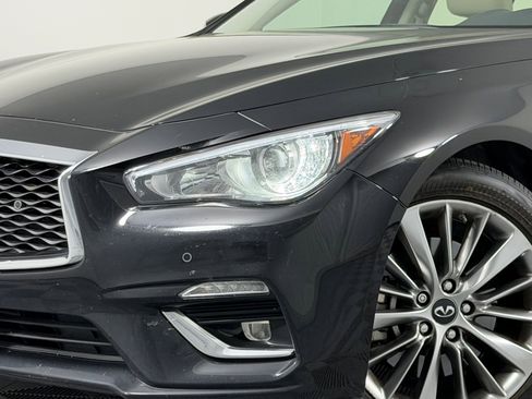 Used 2018 INFINITI Q50 Luxe w/ Essential Package (3.0T Luxe) image 11