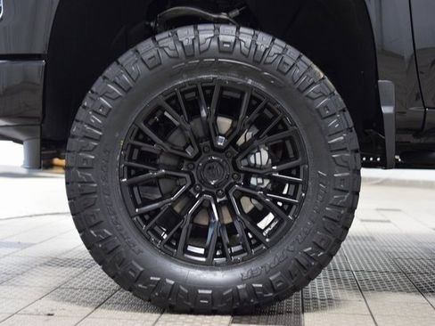 Used 2025 Chevrolet Silverado 1500 RST image 26