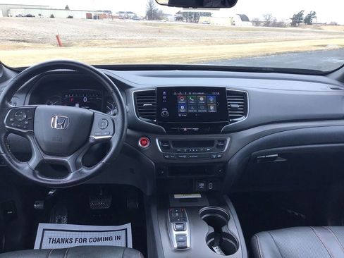 Used 2022 Honda Passport TrailSport image 22