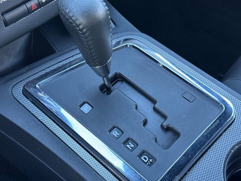 Used 2013 Dodge Challenger R/T image 16