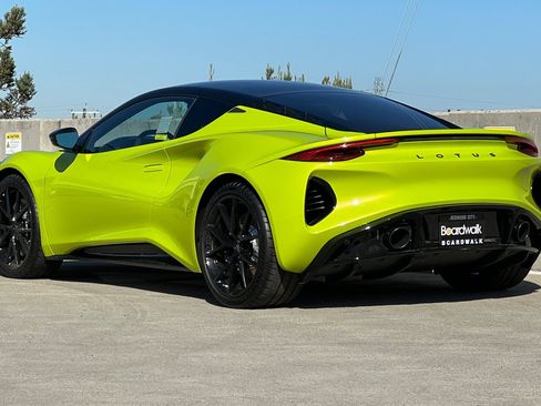 New 2025 Lotus Emira image 6