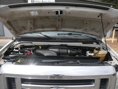 Used 2012 Ford E-350 and Econoline 350 XLT RWD image 35