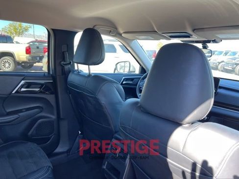 Used 2024 Mitsubishi Outlander SE image 21