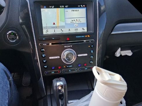 Used 2018 Ford Explorer Sport w/ Equipment Group 401A image 6