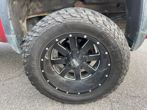 Used 2019 GMC Sierra 1500 SLT w/ SLT Premium Package image 11