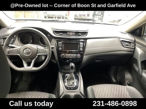 Used 2020 Nissan Rogue S w/ Special Edition Package AWD/4WD image 18