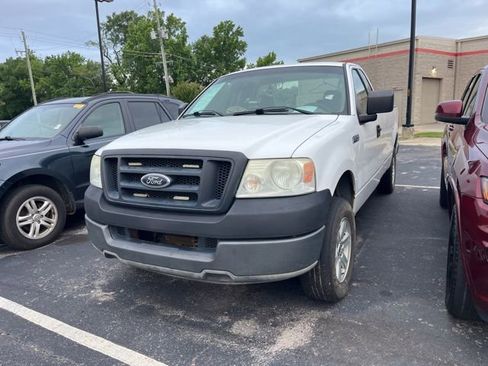 Used 2005 Ford F150 2WD Regular Cab image 2