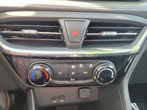 Used 2024 Buick Encore GX Sport Touring image 24