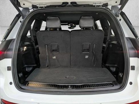 Used 2023 Jeep Grand Cherokee L Altitude image 6