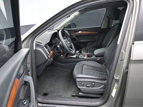 Used 2023 Audi Q5 2.0T Premium Plus w/ Premium Plus Package AWD/4WD image 9