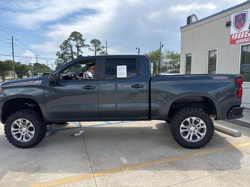 Used 2019 Chevrolet Silverado 1500 LT Trail Boss AWD/4WD image 7