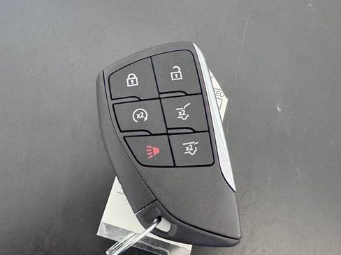 Used 2024 GMC Yukon AT4 w/ Technology Package AWD/4WD image 69
