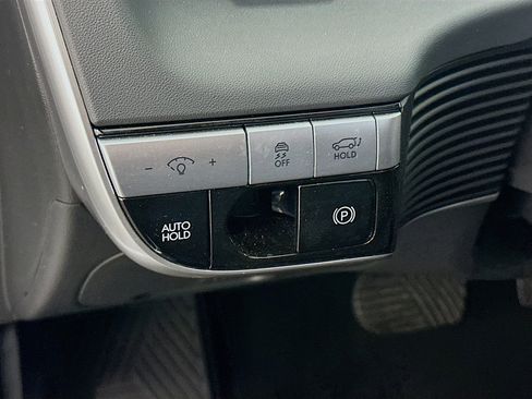 Used 2024 Hyundai Ioniq 5 SEL image 17