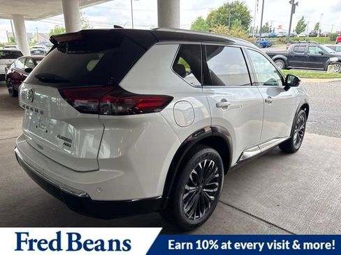New 2026 Nissan Rogue Platinum w/ Platinum Premium Package AWD/4WD image 9