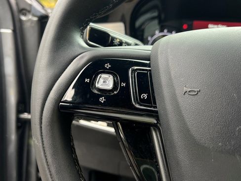 Certified 2022 Lincoln Corsair AWD w/ Equipment Group 101A image 19