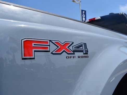 Used 2025 Ford F450 Lariat w/ FX4 Off-Road Package image 13