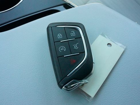Certified 2024 Cadillac Lyriq Sport AWD/4WD image 23