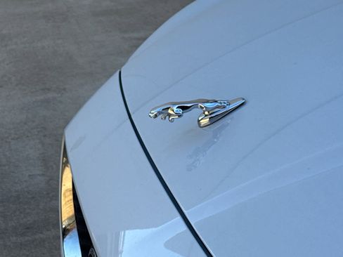 Certified 2018 Jaguar XF Portfolio image 7