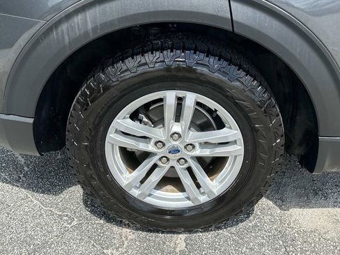 Used 2020 Ford Explorer XLT w/ Equipment Group 202A image 18