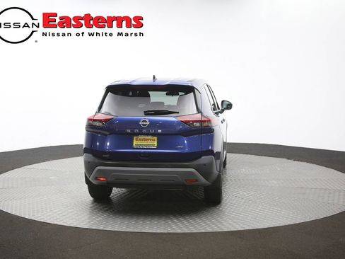 Used 2023 Nissan Rogue S AWD/4WD image 38