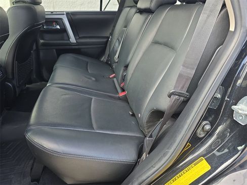 Used 2015 Toyota 4Runner Limited image 26