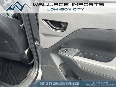 Certified 2024 Subaru Crosstrek 2.0i Premium AWD/4WD image 32