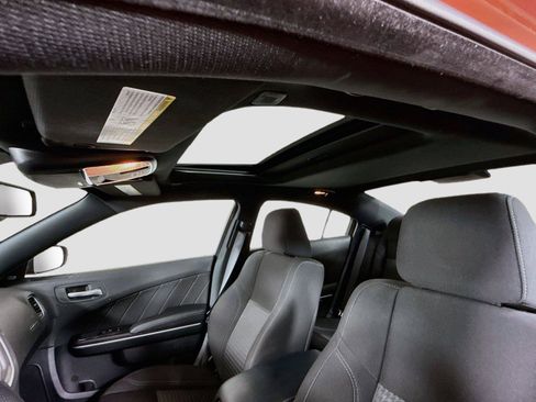 Used 2022 Dodge Charger SXT w/ Driver Convenience Group AWD/4WD image 16