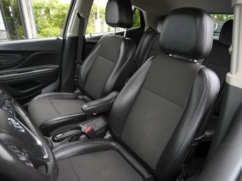 Used 2019 Buick Encore Preferred FWD image 20