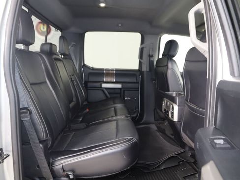 Used 2019 Ford F150 Lariat AWD/4WD image 14