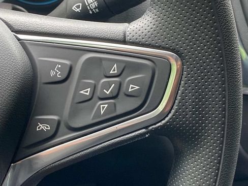 Used 2022 Chevrolet Equinox LT AWD/4WD image 21