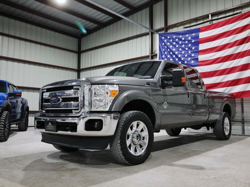 Used 2014 Ford F350 Lariat w/ Lariat Ultimate Package AWD/4WD image 3