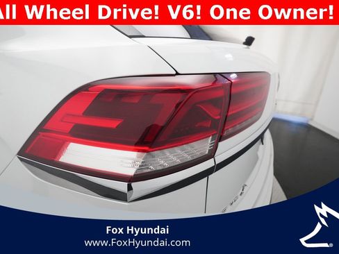 Used 2022 Volkswagen Atlas Cross Sport SE image 30